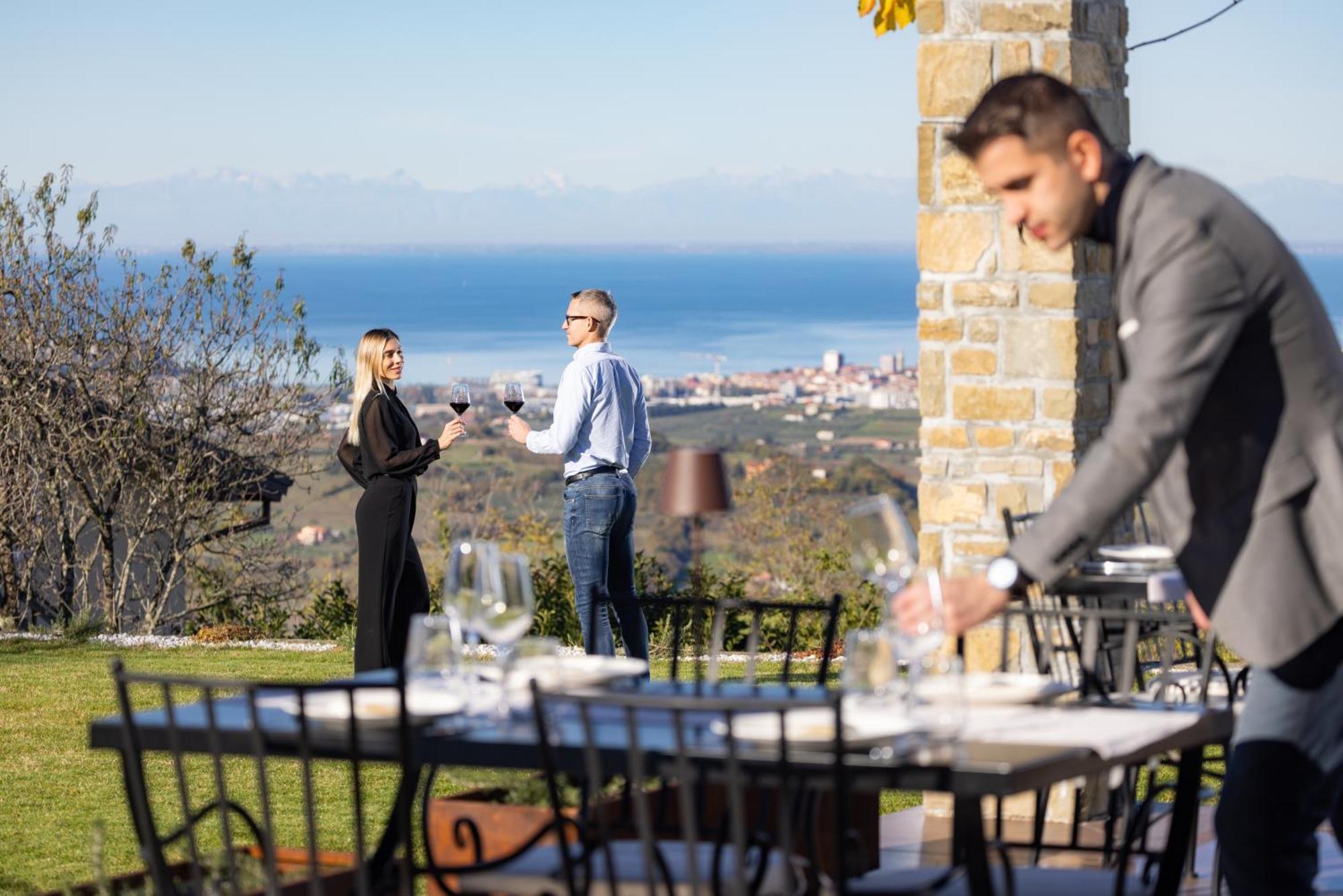 Stok - Rooms, Wine & Restaurant - Marezige, Koper Exterior photo
